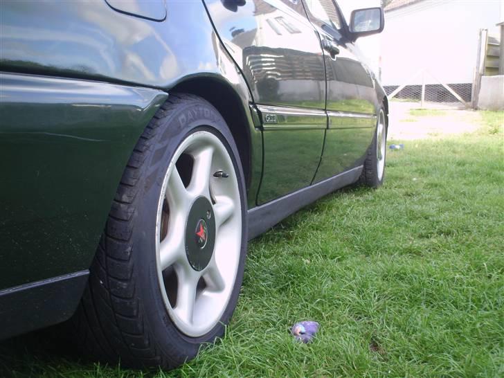 VW Vento GL SOLGT - MEd mine TSW 15" tommer. - Til salg. billede 13