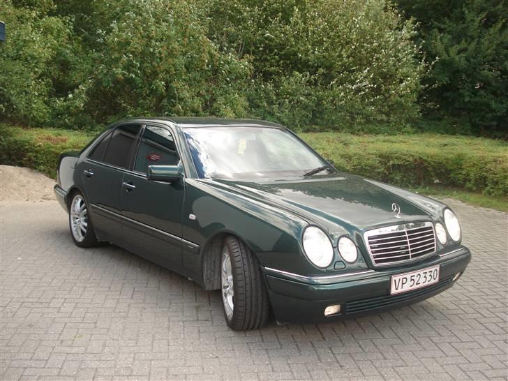 Mercedes Benz E 220 CDI AVANTGARDE billede 6