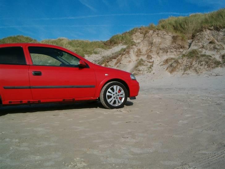 Opel Astra G Sport - 3. aug, Blokhus strand, bemærk de røde calibere. billede 13
