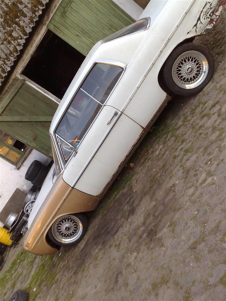 Mercedes Benz W115 250ce /8 billede 2