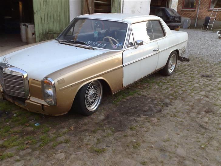 Mercedes Benz W115 250ce /8 billede 3