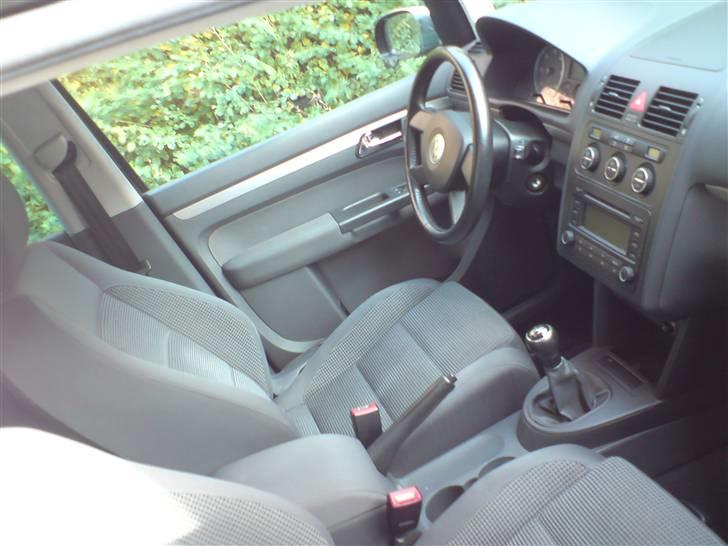 VW Touran ~ Highline 5p. billede 19