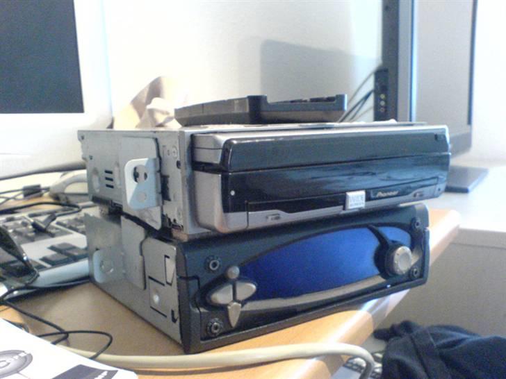 Chevrolet Kalos - Rio Empeg MKII Headunit og Pioneer AVX-7300 billede 4