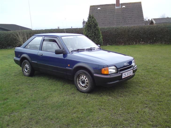 Ford Escort 1,3 C billede 2