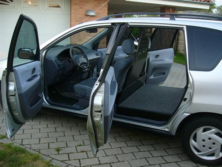 Toyota Sportsvan 2.2 TD (Solgt) billede 6