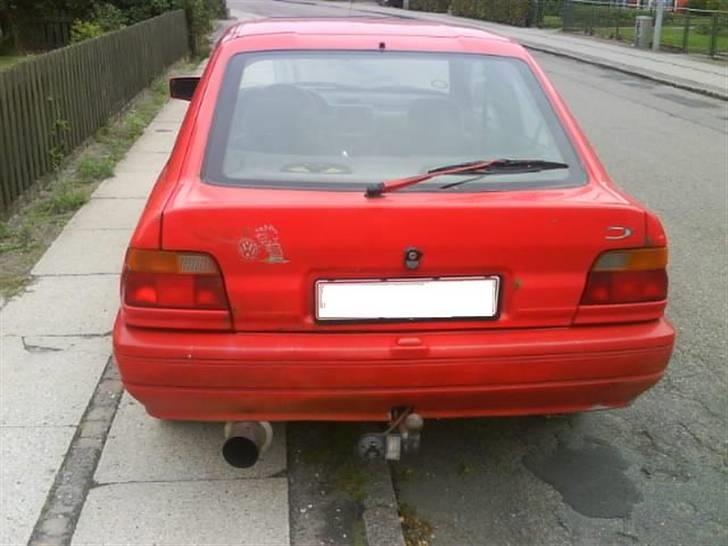 Ford Escort Solgt . billede 4