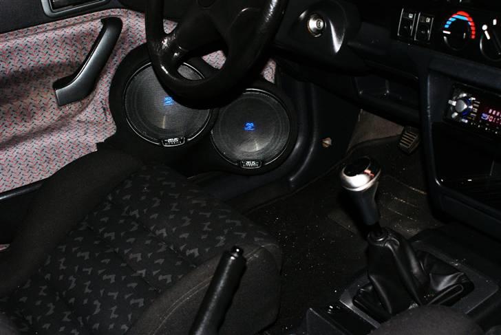 Ford Escort 16v DOHC - Når radioen er slukket billede 11