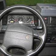 VW Transporter 2,4D