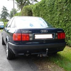 Audi 80