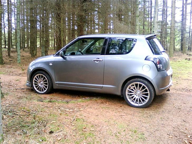 Suzuki Swift - SOLGT billede 12