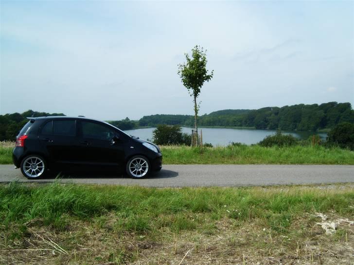 Toyota Yaris Sol billede 1