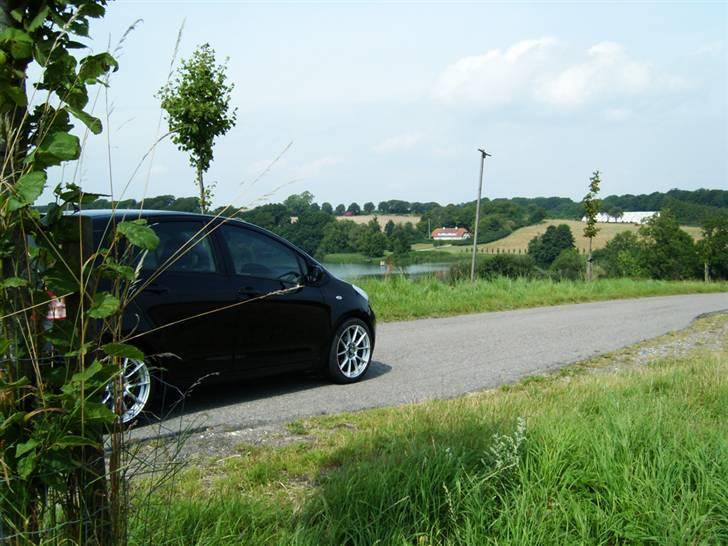 Toyota Yaris Sol billede 2