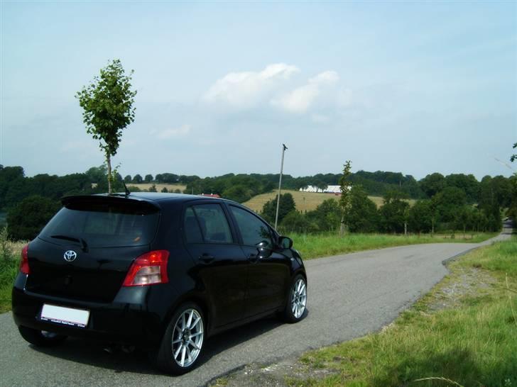 Toyota Yaris Sol billede 3