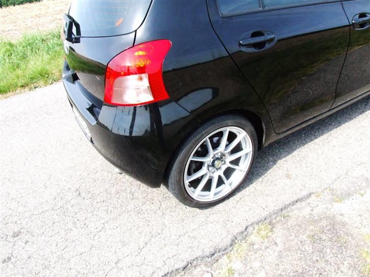 Toyota Yaris Sol billede 7