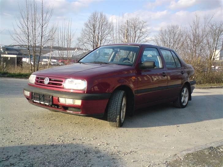 VW Vento Cl - HELT STD. Da jeg lige havde fået den hjem. billede 17