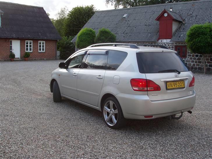 Toyota sportsvan - SOLGT- :( billede 5