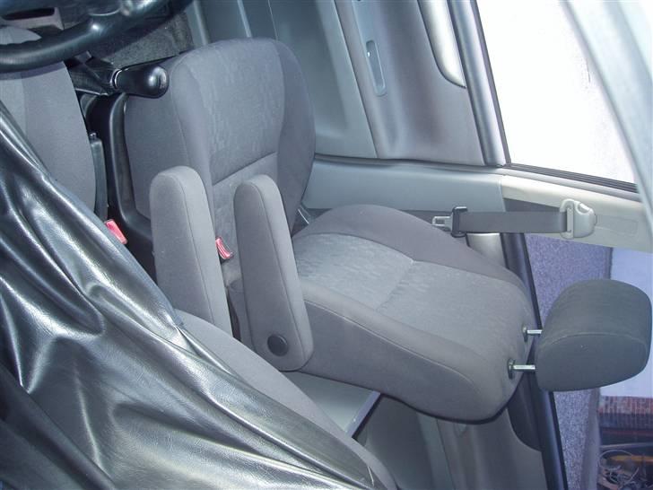 Toyota sportsvan - SOLGT- :( billede 7