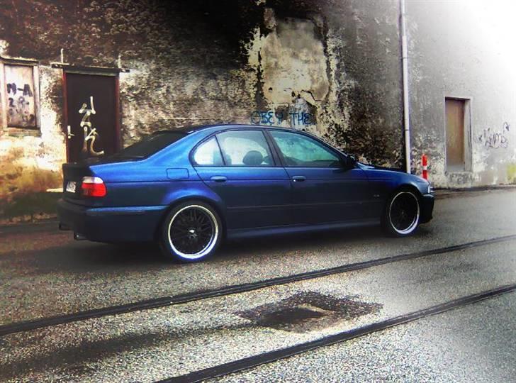 BMW E39  Solgt billede 1