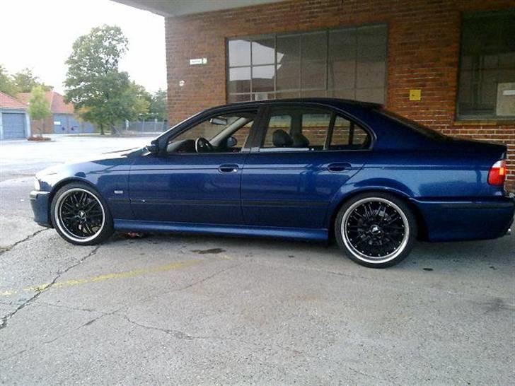 BMW E39  Solgt billede 2