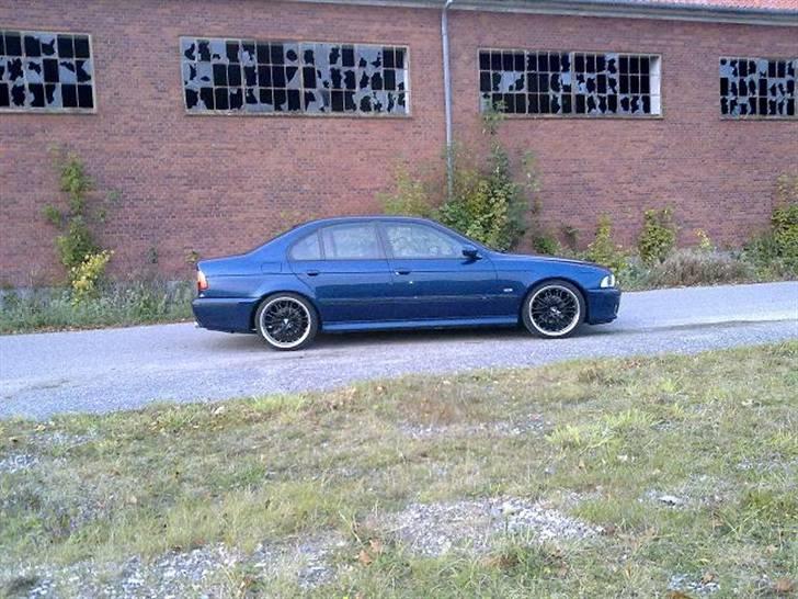 BMW E39  Solgt billede 8