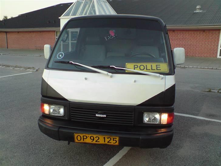 Nissan King van *SOLGT* billede 8