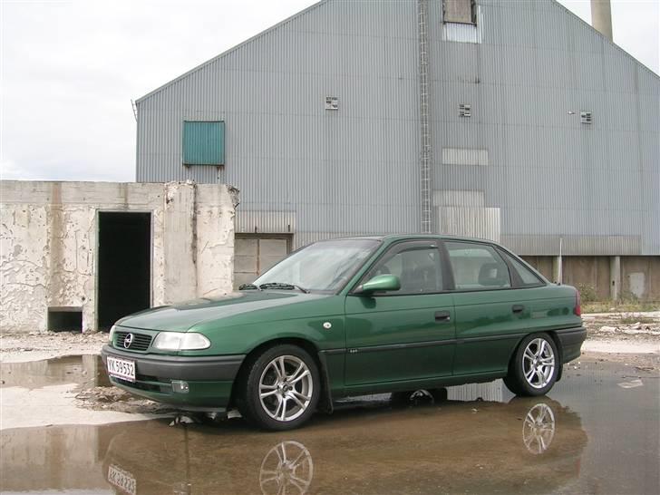 Opel Astra Sedan Comfort --SOLGT-- billede 7