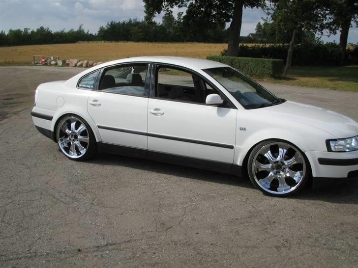 VW passat 1,8t SOLGT billede 2