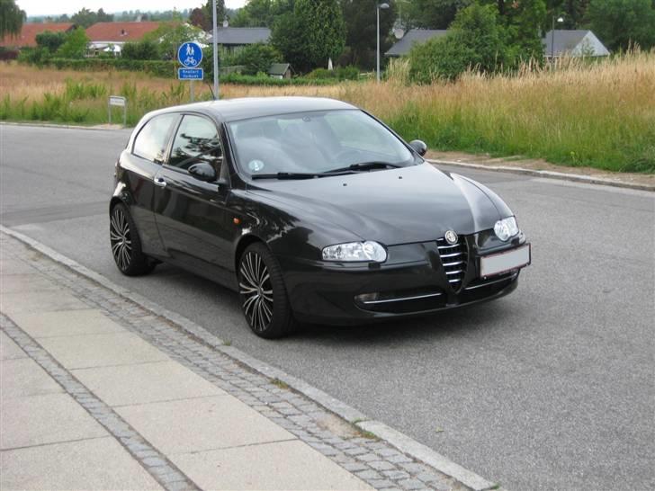 Alfa Romeo 147 - Nu sænket med Novitec undervogn. billede 6