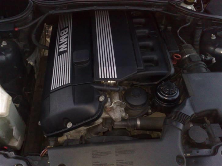 BMW E46 320ci 2,2 Coupé SOLGT - her har vi så de 170hk, ja de fylder ikke ret meget idag, så mange heste ;0) billede 14