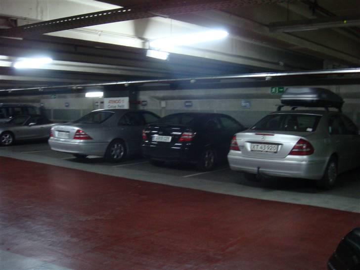 Mercedes Benz E220 CDI ELEGANCE  - 3 Mercedeser på stribe. Barcelone 2008 :-) billede 11