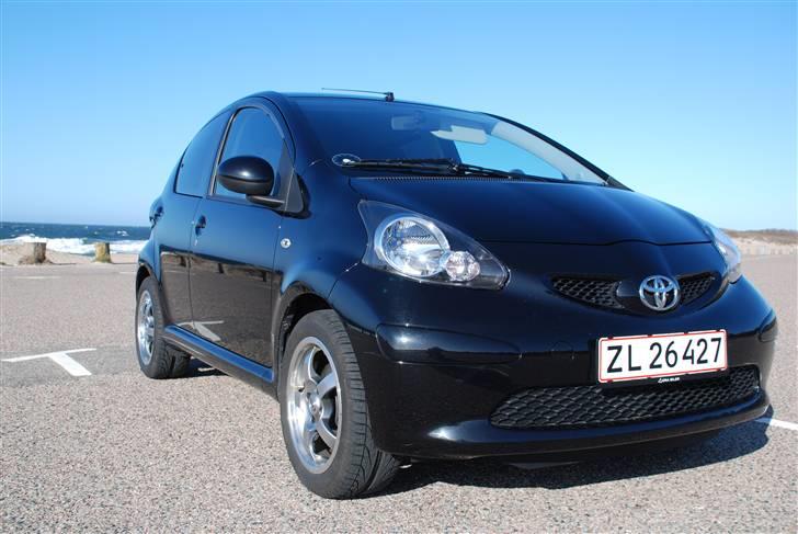 Toyota Aygo + Solgt billede 3