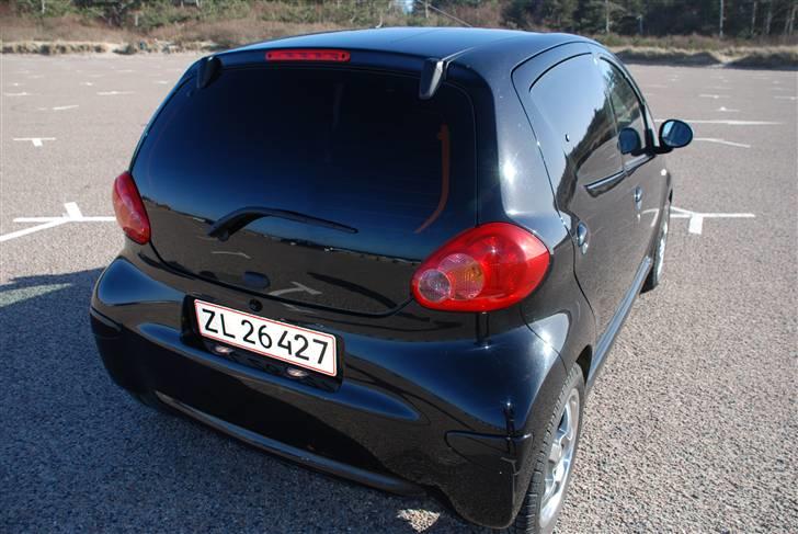 Toyota Aygo + Solgt billede 4