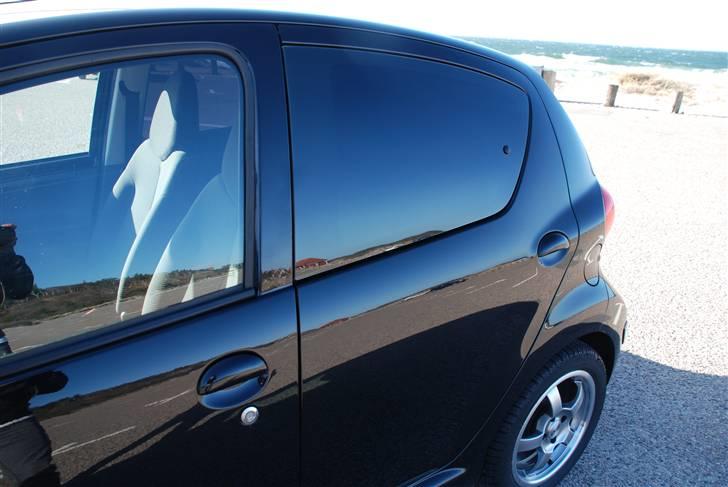 Toyota Aygo + Solgt billede 5