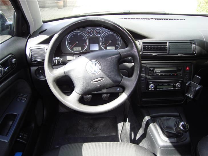 VW Passat 1,9 TDI *SOLGT* billede 9