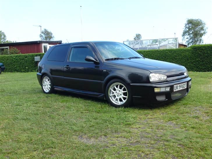 VW golf 1,8 solgt billede 4