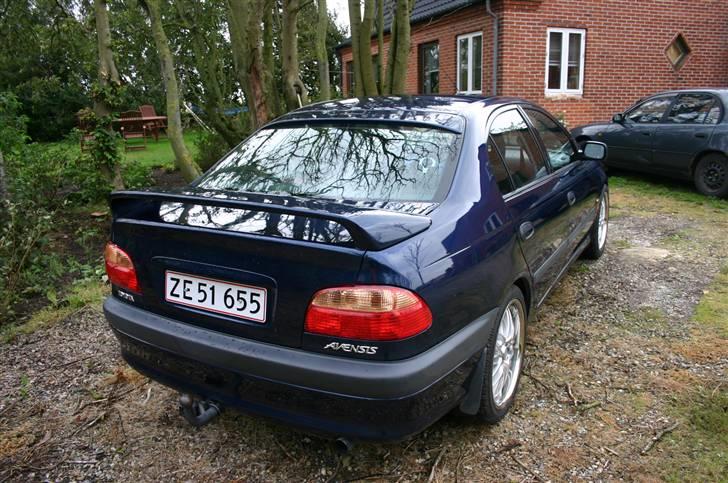 Toyota Avensis - Hækspoile fra Wurher, tror jeg nok det hedder :-) billede 15