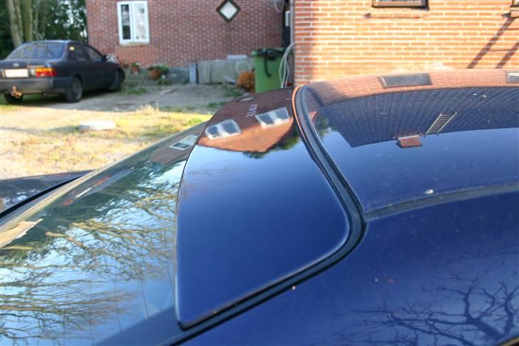 Toyota Avensis - Tagspoile fra booster billede 17