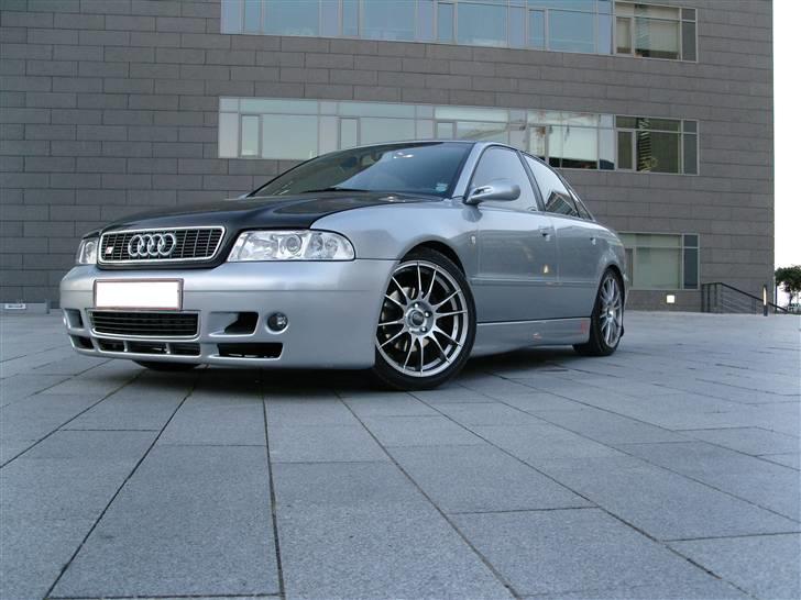 Audi A4 1,8 Turbo billede 3