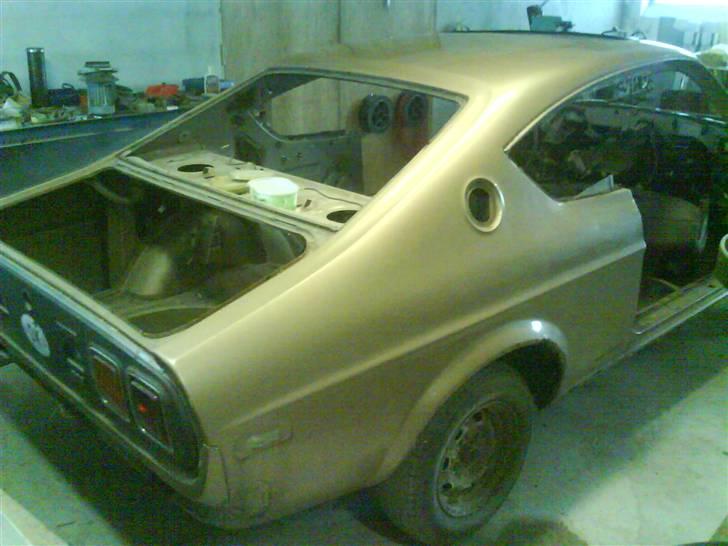 Mazda 929 Hardtop - Så kom hun endelig ind i værkstedet. - kun 2 år for sent..! billede 11