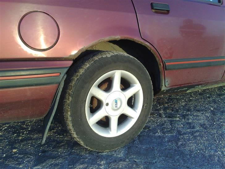 Ford Sierra CLX(Fido's)(DØD) billede 4