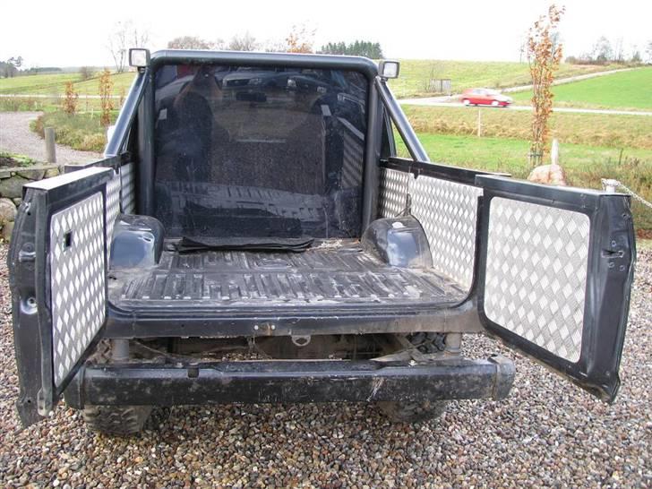 Toyota HJ61 (Pickup Truck)-SOLGT billede 2