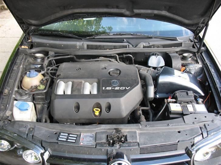 VW Golf IV (SOLGT) billede 9