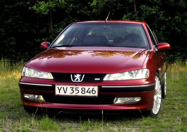 Peugeot 406 2,0 HDI - Totalskadet billede 2