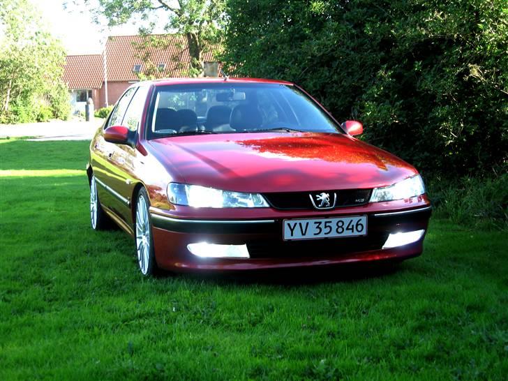 Peugeot 406 2,0 HDI - Totalskadet billede 8