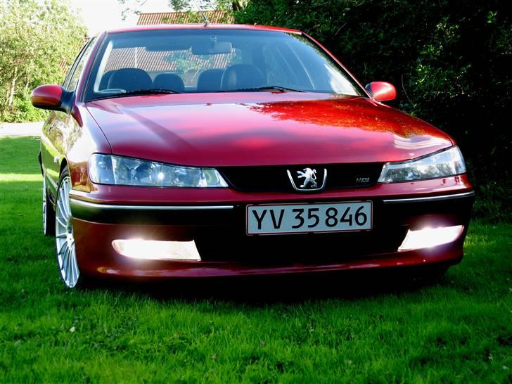 Peugeot 406 2,0 HDI - Totalskadet billede 9