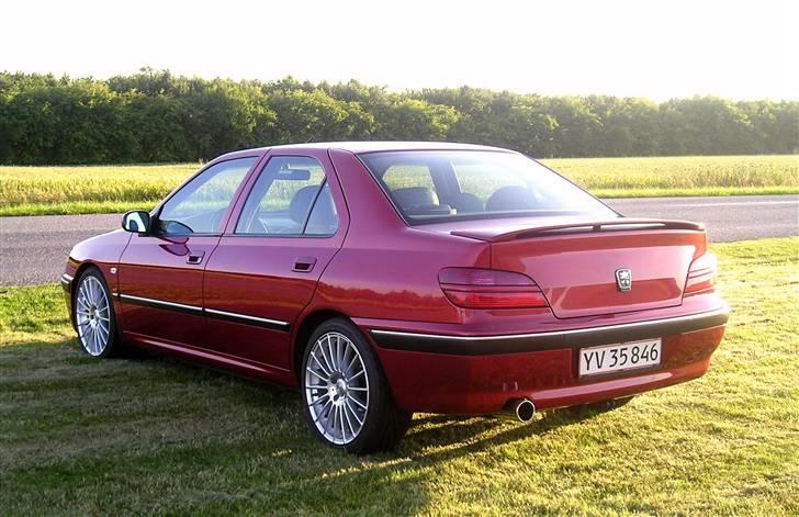 Peugeot 406 2,0 HDI - Totalskadet billede 14