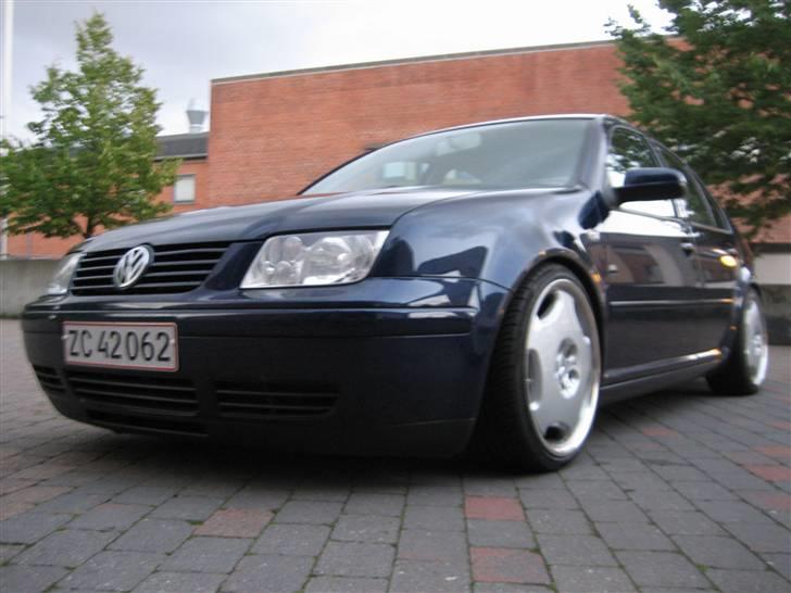 VW Bora 2,0 Totalskadet billede 10