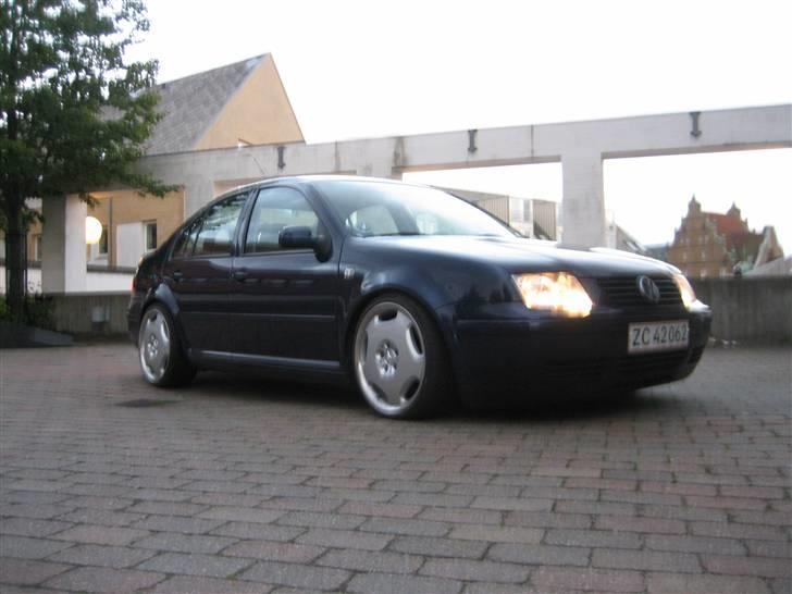 VW Bora 2,0 Totalskadet billede 13