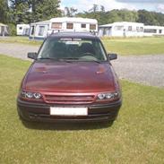 Opel astra f std 1,6 i gl