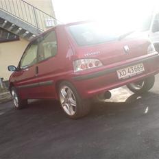 Peugeot 106 1.4i (Solgt)